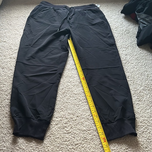 Old Navy Stretchtech Jogger - Picture 5 of 6